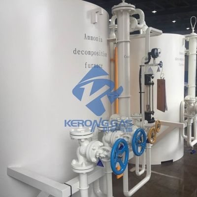 Dispositivo per il cracking dell'ammoniaca a basso consumo di energia con depuratore